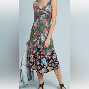 Anthropologie Maeve Violette Floral Midi Vibrant Summer
Dress size 4